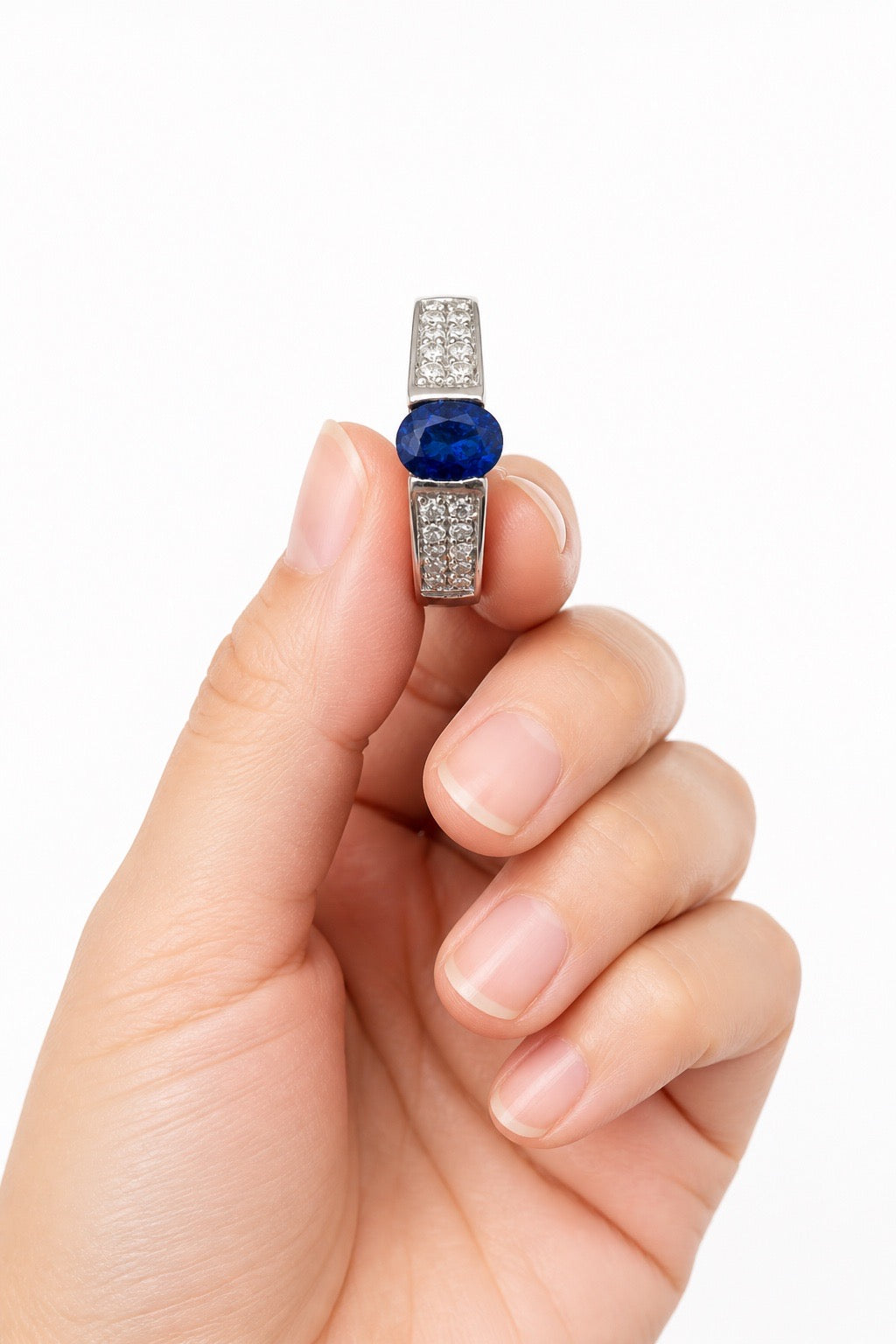 Blue Sapphire & Diamonds